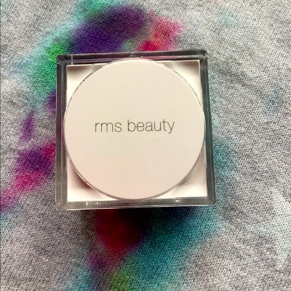 RMS Beauty Living Glow Face & Body Powder